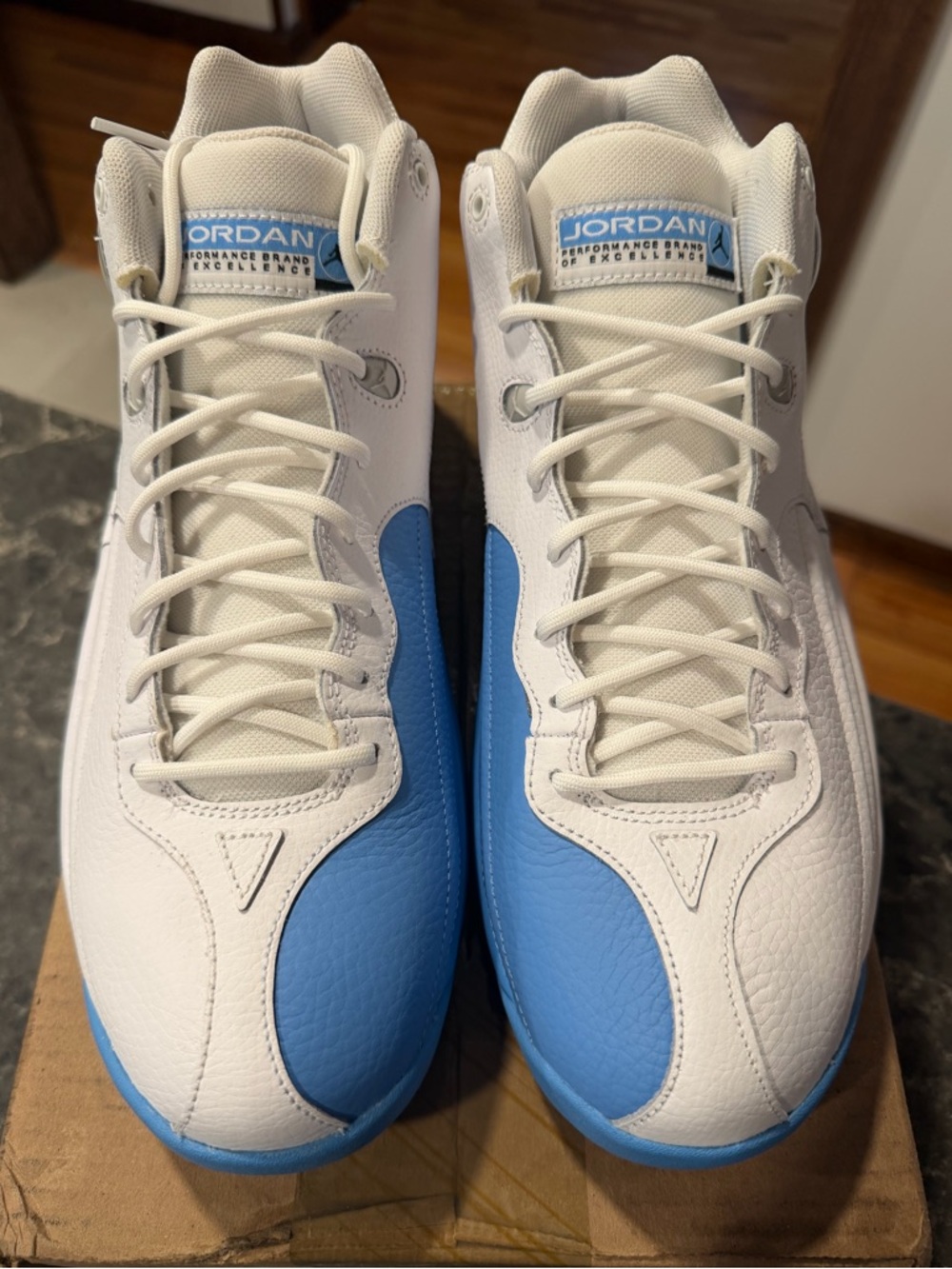NEW Air Jordan Jumpman Team 1 (White University Blue) FV3928-101 - Picture 2 of 7